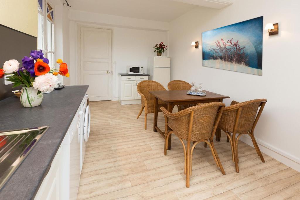 Auberge Du Manoir D'Archelles Arques-la-Bataille Cameră foto